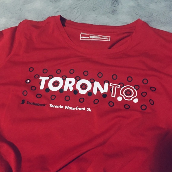 BOGO | Performance Tshirt - Picture 2 of 5